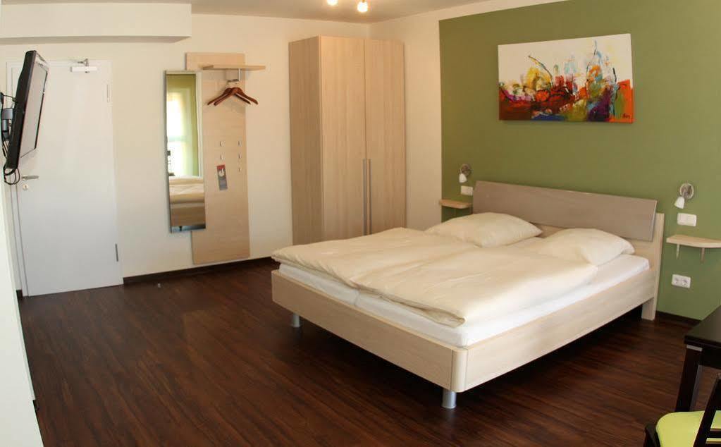 Landhotel Imhof Neuhof  المظهر الخارجي الصورة
