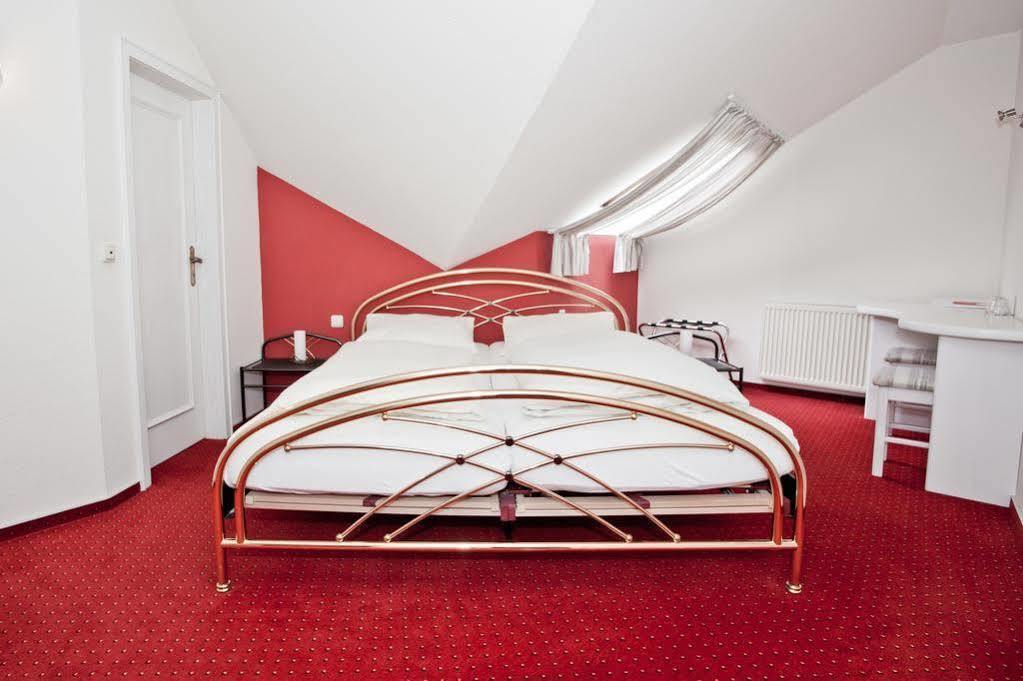 Landhotel Imhof Neuhof  المظهر الخارجي الصورة